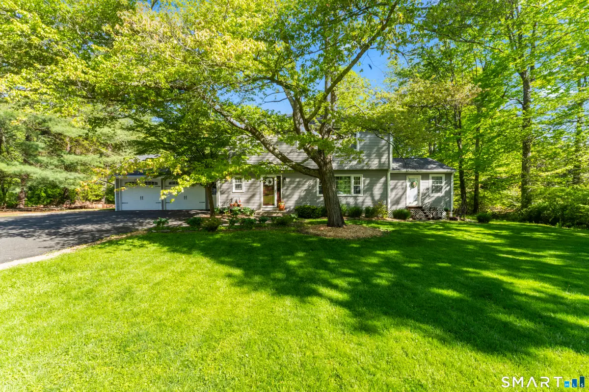 23 Hall Lane, Newtown, CT 06470 - #1