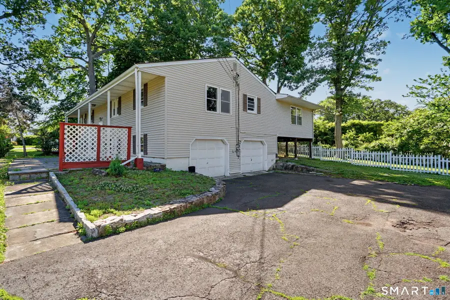 27 Karen Drive, Norwalk, CT 06851 - #3