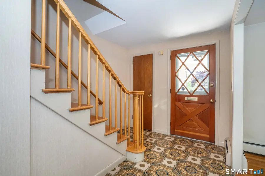 152 West Ridge Drive, West Hartford, CT 06117 - #2