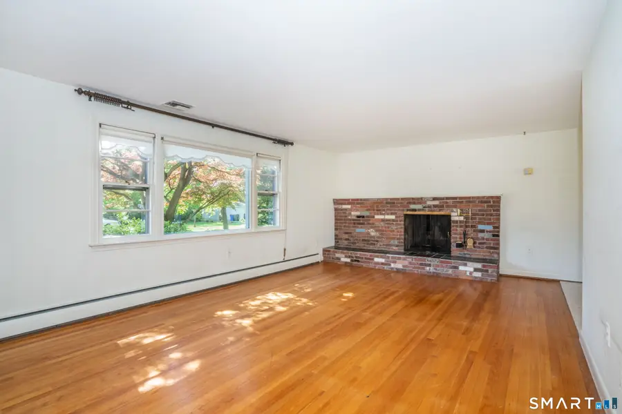 152 West Ridge Drive, West Hartford, CT 06117 - #3