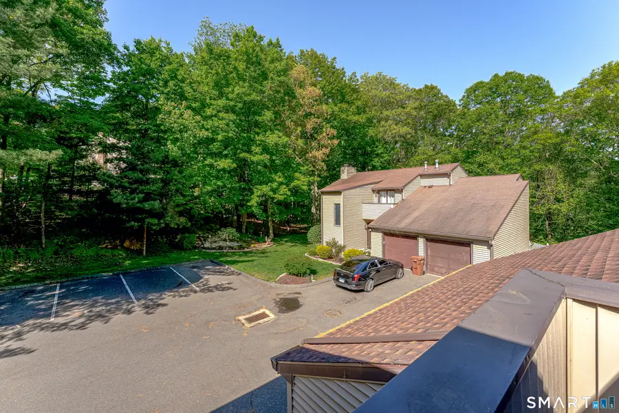 12 Kings Wood Manor #B, Shelton, CT 06484 - #3