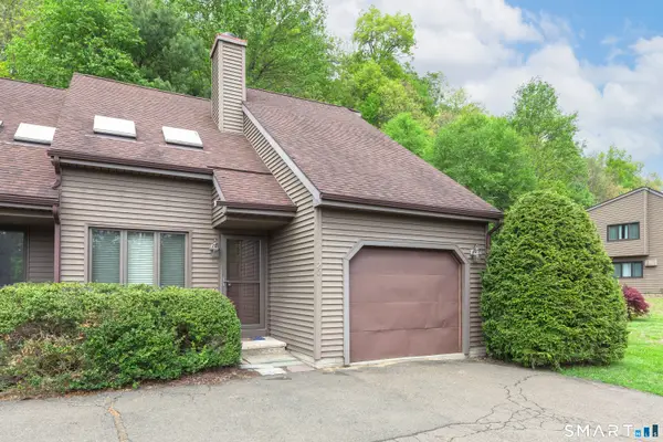 20 Twin Oaks #20, New Milford, CT 06776