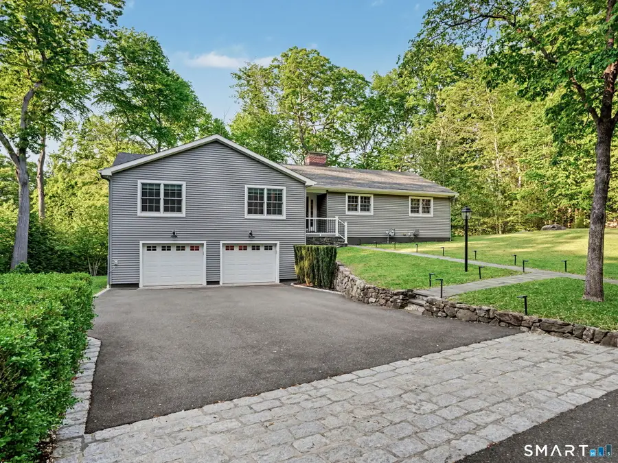 8 White Fox Road, Stamford, CT 06903 - #3