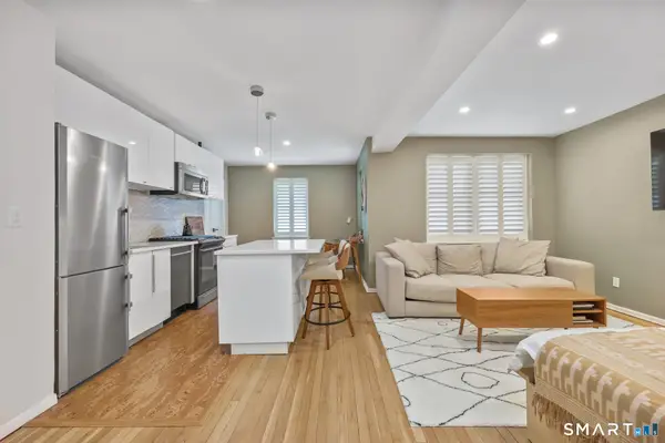 52 Lafayette Place #1F, Greenwich, CT 06830