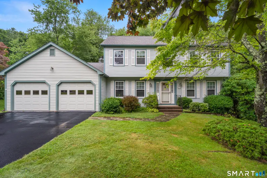 26 Greenwood Circle, Seymour, CT 06483 - #2