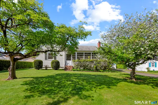 2 Earle Street, Portland, CT 06480