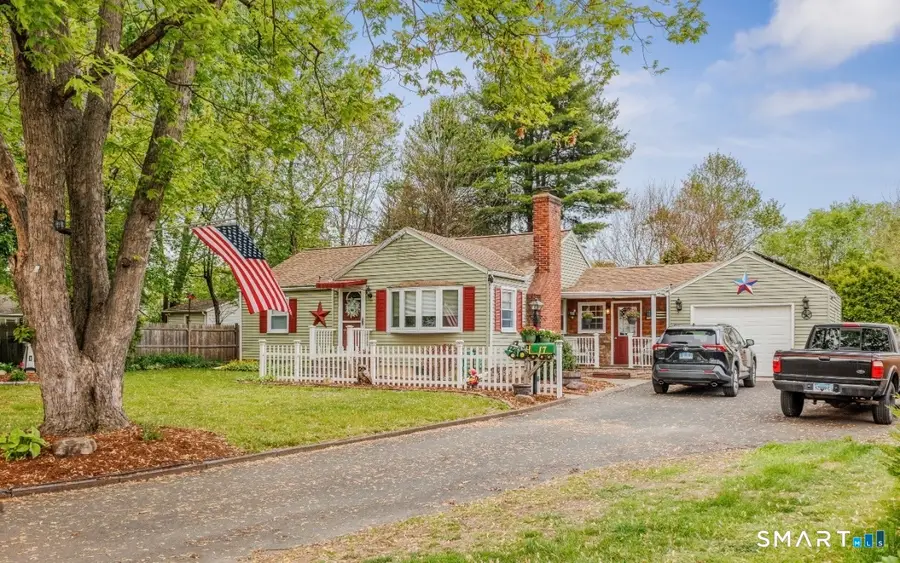 17 Trinity Lane, Windsor Locks, CT 06096 - #3