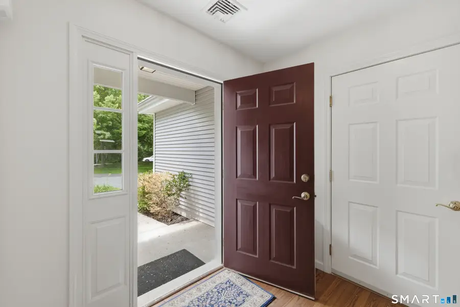 12 Tabor Circle, West Hartford, CT 06117 - #3