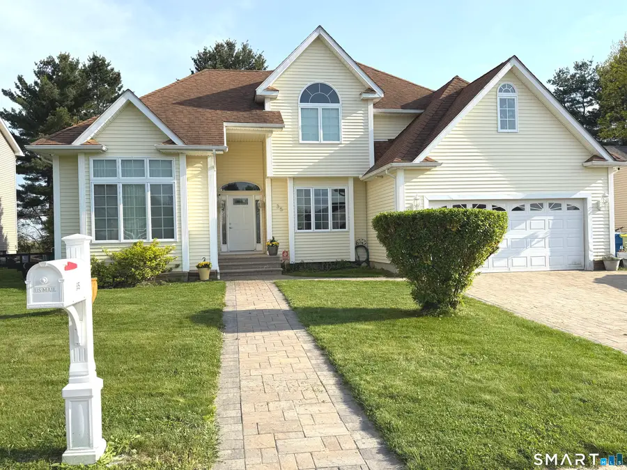 35 Emerald Pines Road, Waterbury, CT 06704 - #2