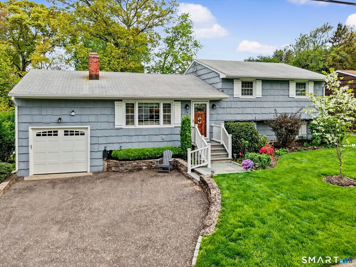 125 Pepperidge Circle, Fairfield, CT 06824 - #1