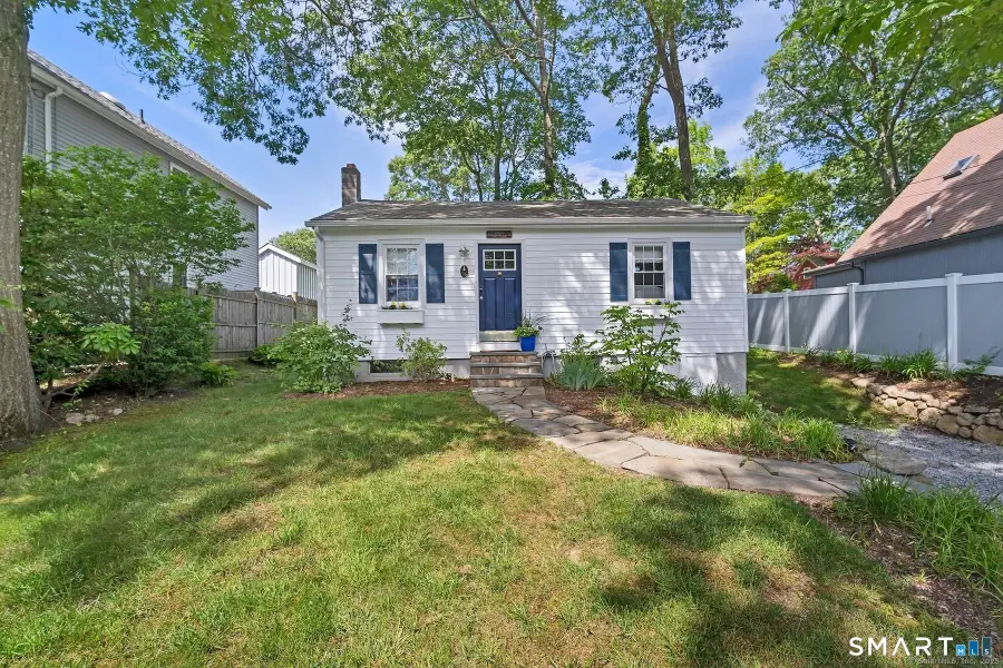 76 South Edgewood Road, Niantic, CT 06357 - #2
