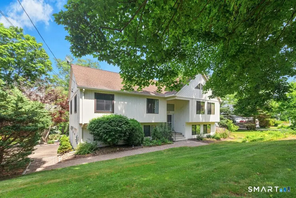 30 Boulevard, Newtown, CT 06470 - #1