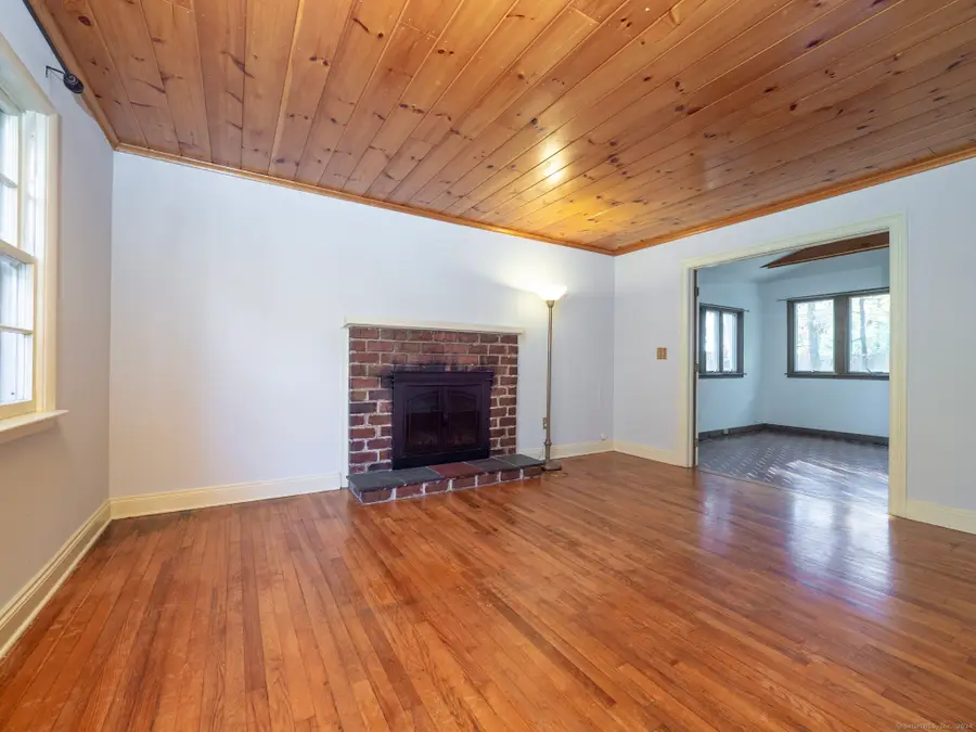 27 Woodland Way, Ridgefield, CT 06877 - #3