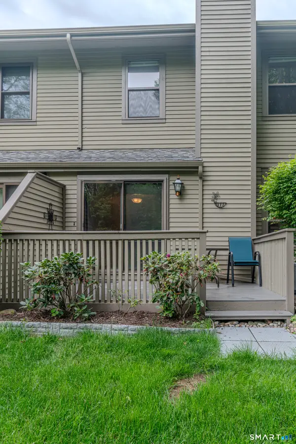 1103 Metacomet Drive #113, Meriden, CT 06450