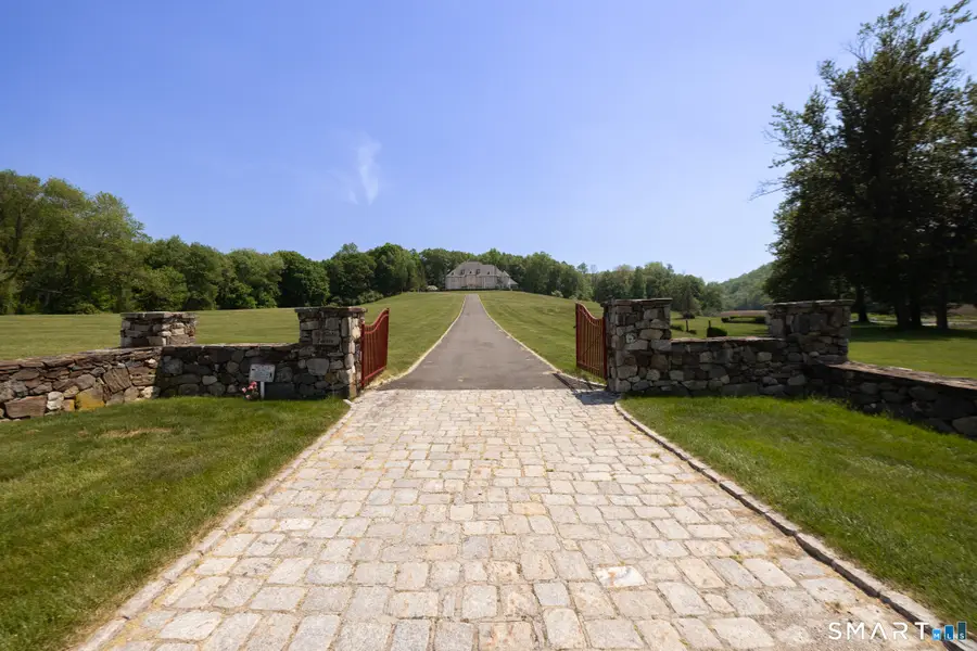 7 Equestrian Ridge Road, Newtown, CT 06470 - #3
