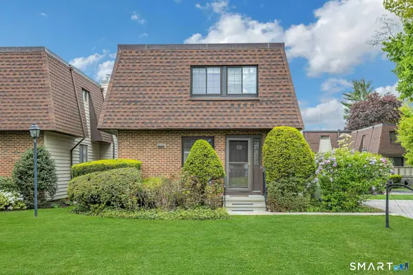 35 Wascussee Lane #66, Stamford, CT 06902
