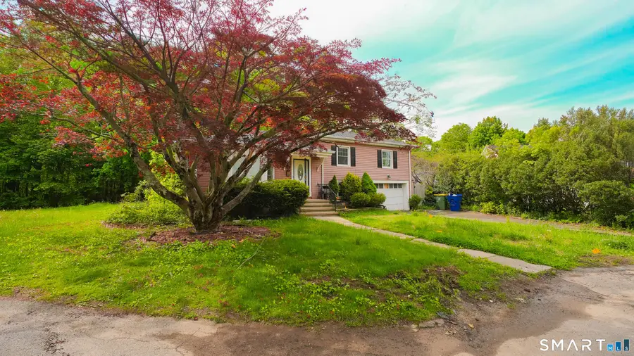 24 Sunfield Circle, Waterbury, CT 06708 - #3