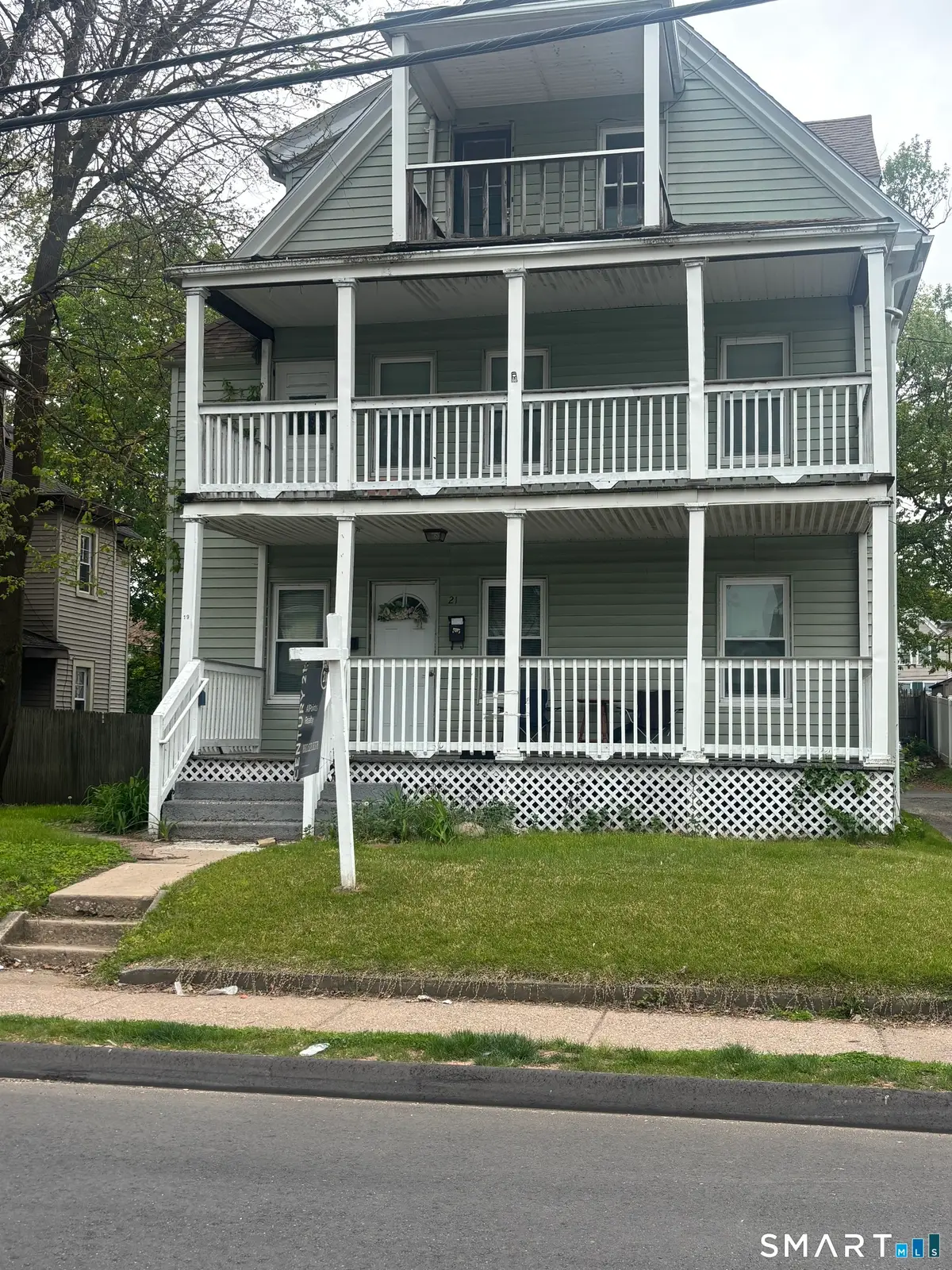 19-21 Moore Avenue, East Hartford, CT 06108 - #1