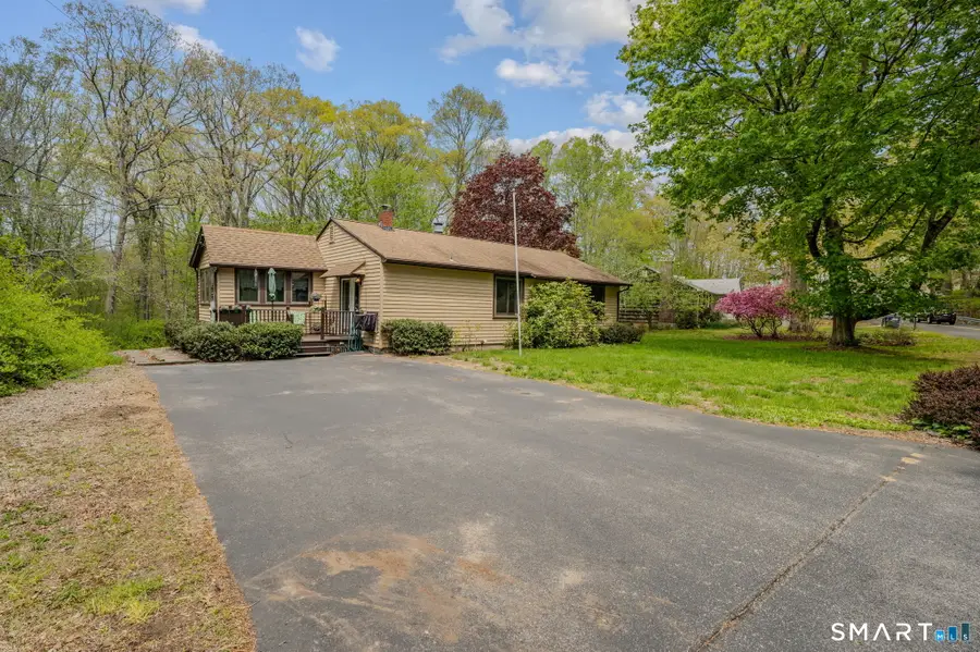 92 Vinegar Hill Road, Gales Ferry, CT 06335 - #3