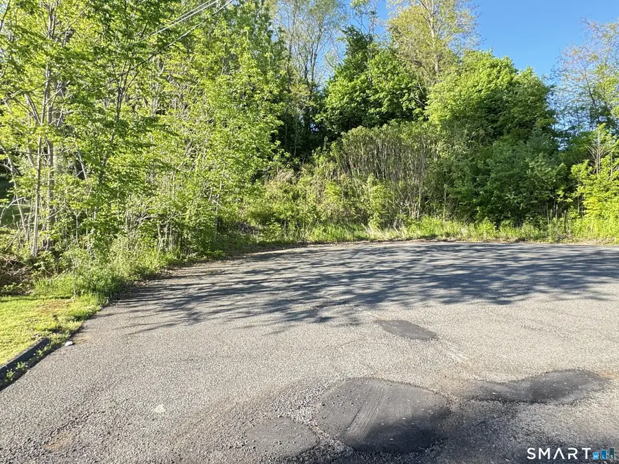 15 Clayton Court, New Britain, CT 06053 - #2