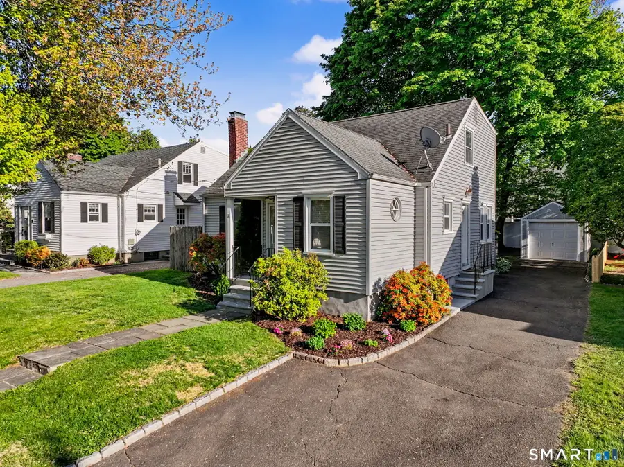 71 Newton Street, Stratford, CT 06615 - #3