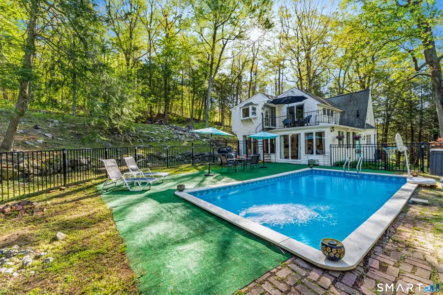 14 Rocky Hill Road, New Fairfield, CT 06812 - #3