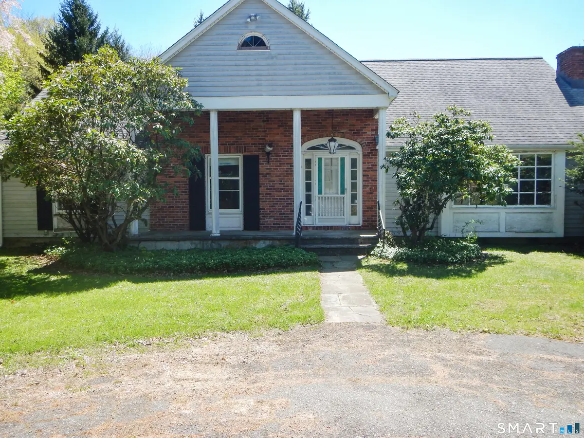 1 Hunting Ridge Road, Brookfield, CT 06804 - #1