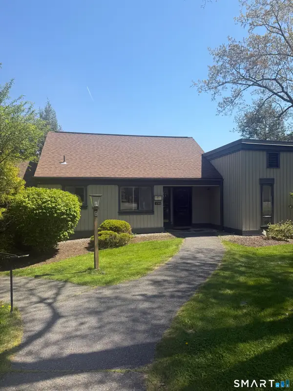 170 Heritage Village #B, Southbury, CT 06488