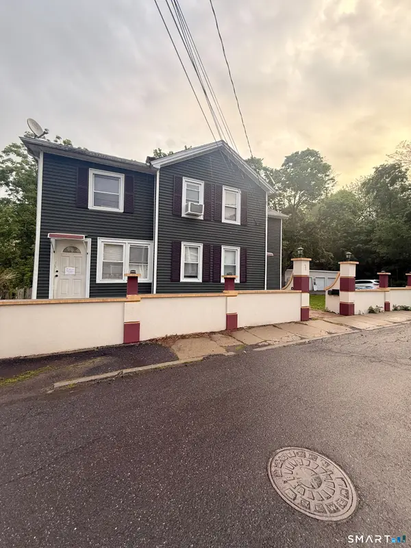 7 Linden Place, Meriden, CT 06450