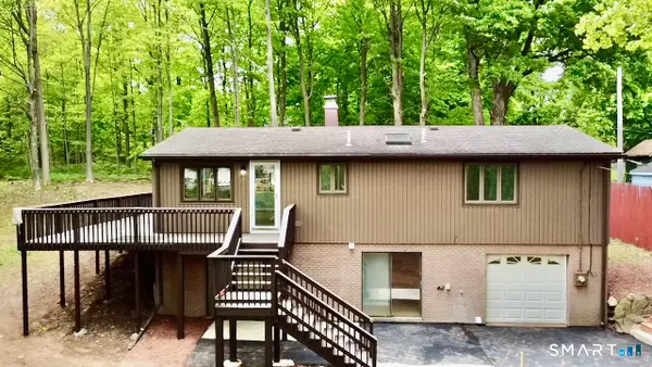 19 Smithfield Avenue, Meriden, CT 06451