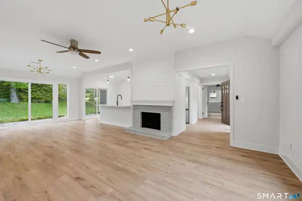 553 Heritage Village #B, Southbury, CT 06488