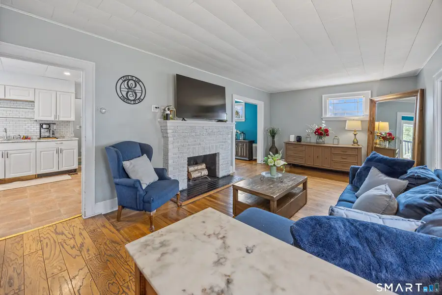 19 Cumley Street, Hamden, CT 06514 - #3