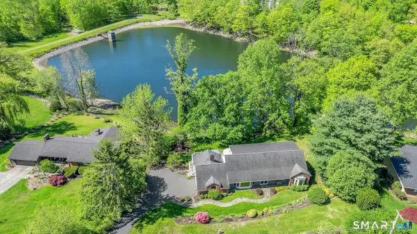 21 Dogwood Drive, Danbury, CT 06811