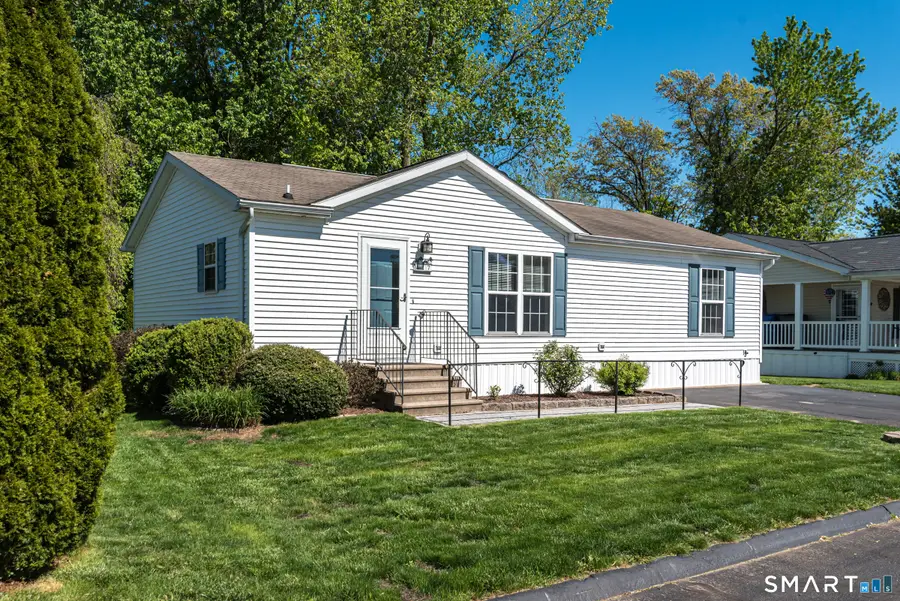 17 Laurel Circle, East Windsor, CT 06088 - #2