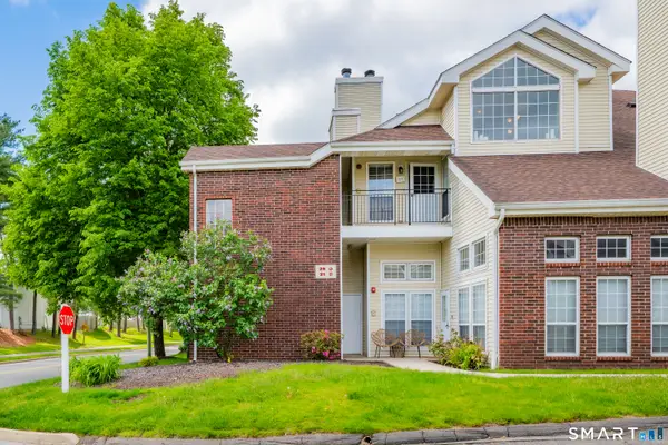 29 Carriage Crossing Lane #29, Middletown, CT 06457