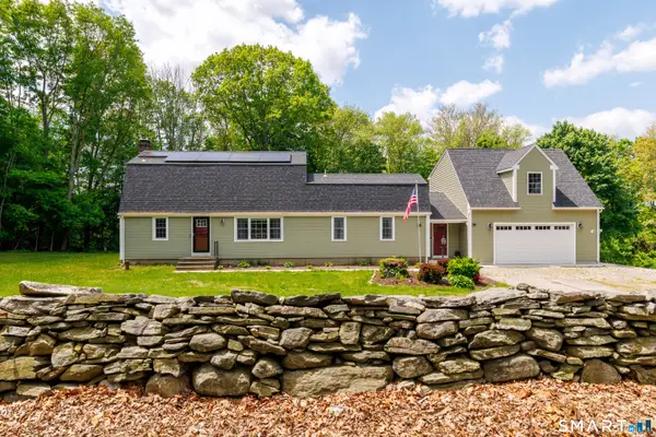 13 Fox Road, Putnam, CT 06260