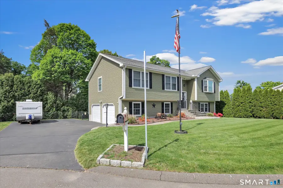 2 Gracie Lane, Ansonia, CT 06401 - #3