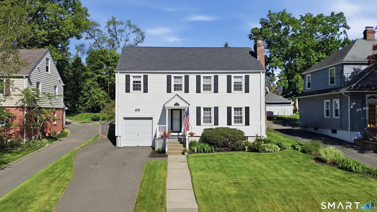 198 Auburn Road, West Hartford, CT 06119 - #1