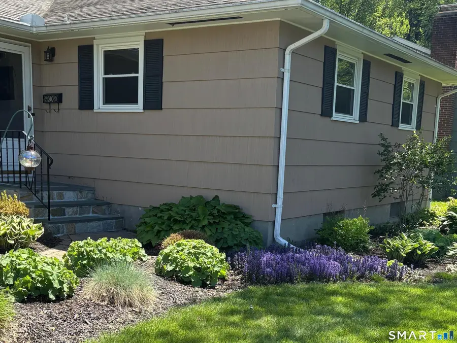 83 Northbrook Drive, West Hartford, CT 06117 - #3