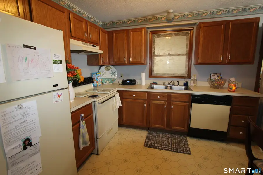 35 Chapman Street, East Hartford, CT 06108 - #2