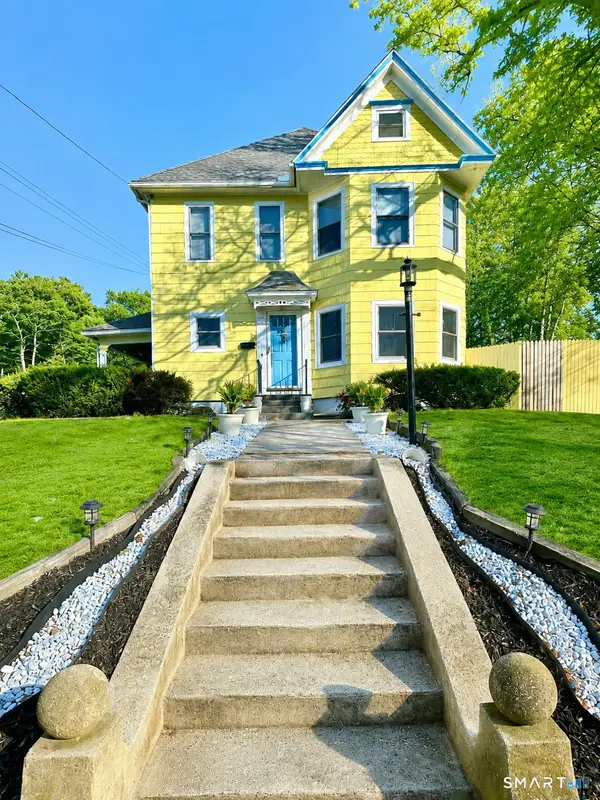 55 Mechanics Street, Putnam, CT 06260