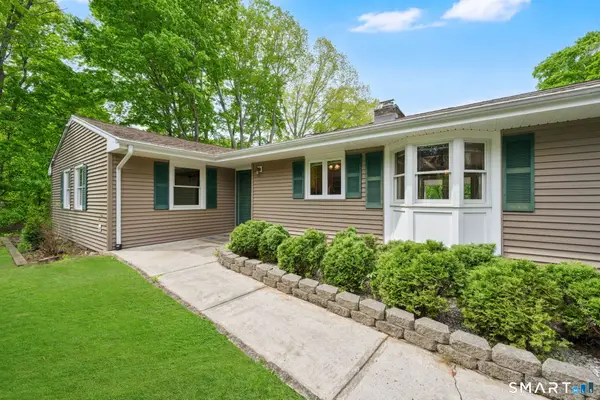 12 Unity Drive, Trumbull, CT 06611