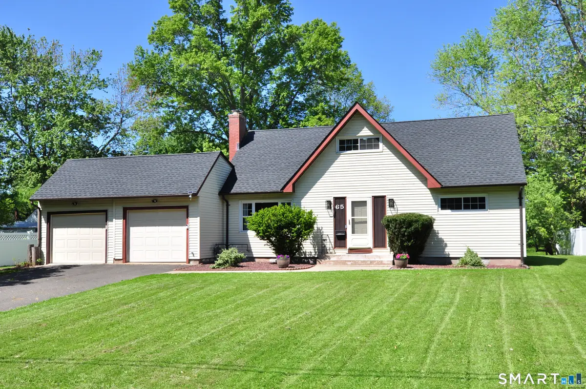 65 Seminole Circle, West Hartford, CT 06117 - #1
