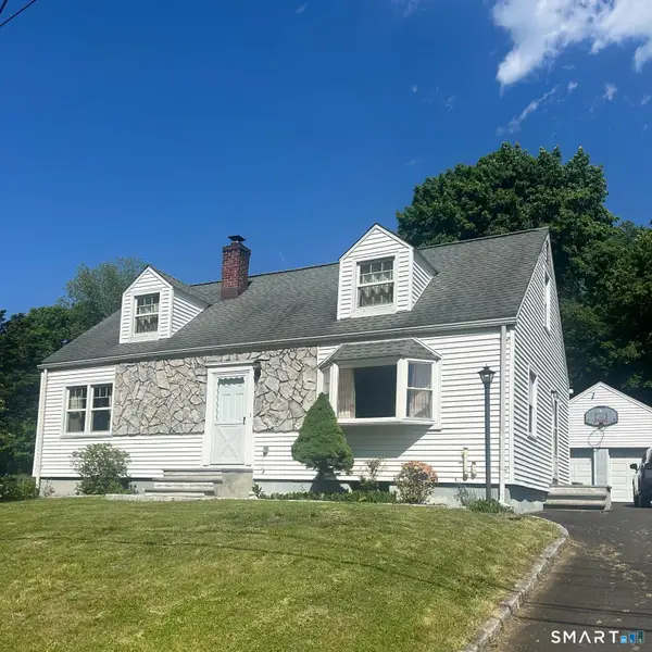 6 Topstone Drive, Danbury, CT 06810