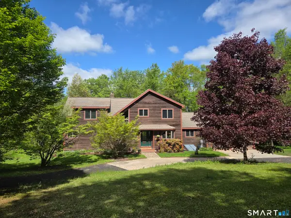 Address Withheld By Seller, Bethany, CT 06524