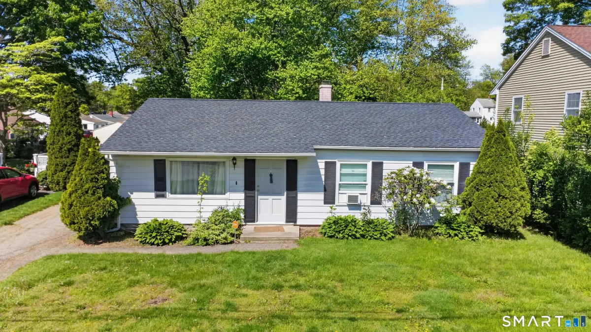 252 Bear Paw Road, Bridgeport, CT 06606 - #1