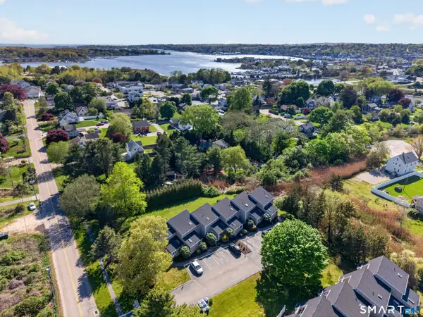 31 Hewitt Road #C3, Stonington, CT 06355