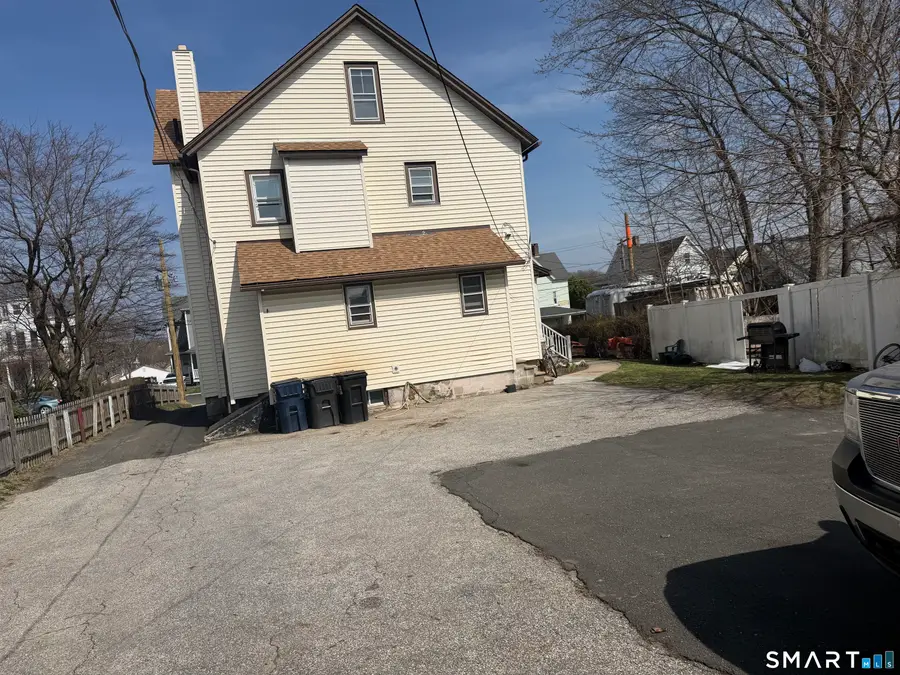 16 Mcdermott Street, Danbury, CT 06810 - #3