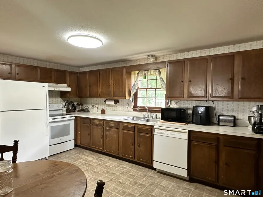 223 Spring Street, Windsor Locks, CT 06096 - #2