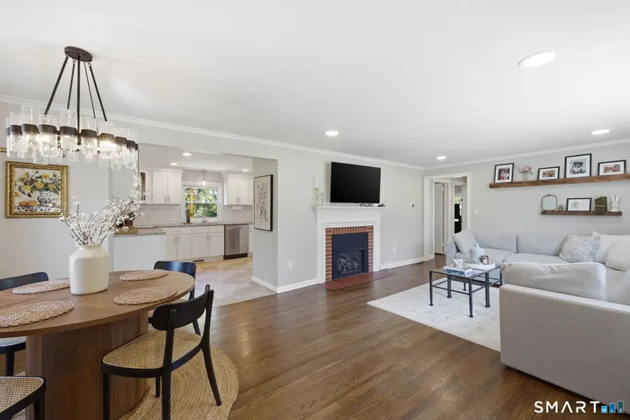 22 Rockledge Drive, West Hartford, CT 06107 - #3